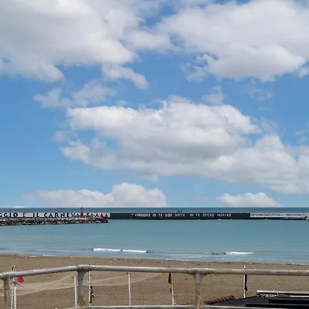 Seafront - Terrace With Panoramic View Апартаменты